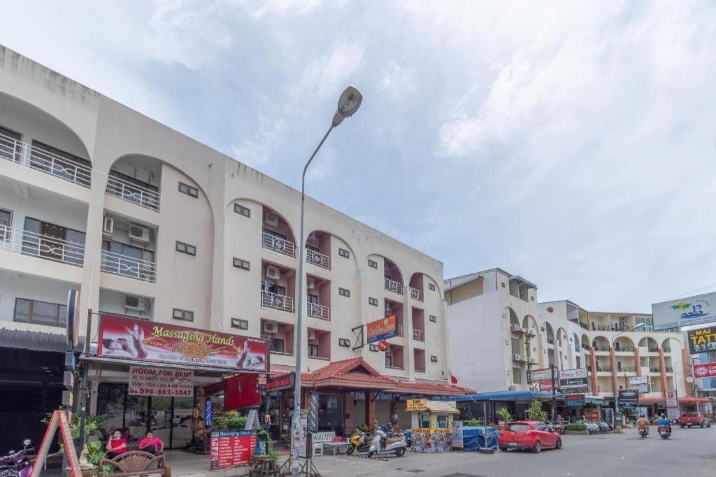 Oyo 1125 Chokdee Inn Pattaya Exterior foto